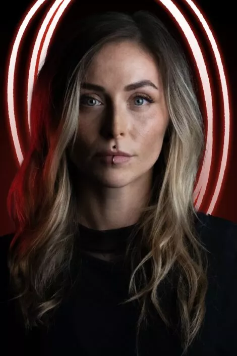 Leah Curcherheadshot